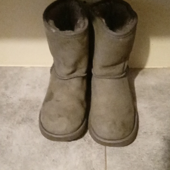 Other - UGG boots size 3
